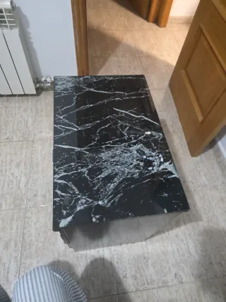 Comodino con piano in marmo