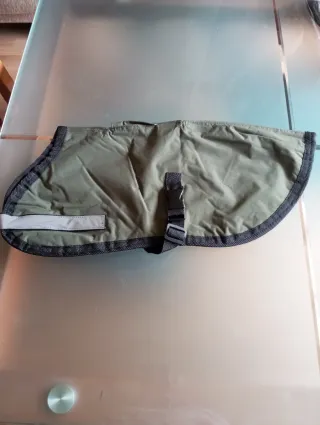 Capa-abrigo para perro