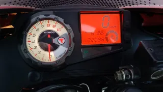 Kymco Quannon R-125 Sport Roja