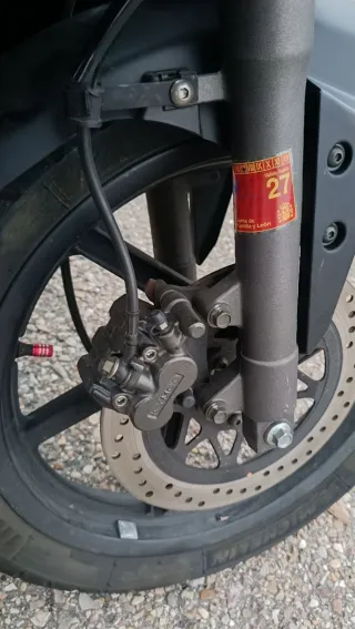 Kymco Quannon R-125 Sport Roja