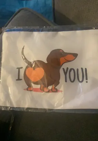 Pochette per trucco con bassotto e cuore