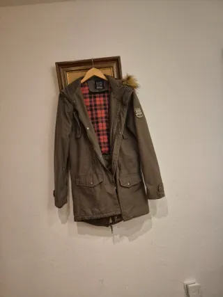 Anorak talla M BXS Por 9 euros