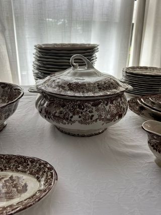 Vajilla La Cartuja Pickman Marrón