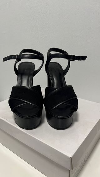 Tacones negros plataforma