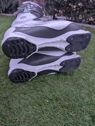 Botas de esquí talla 38 mujer.