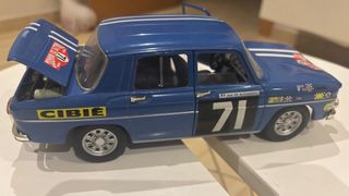 Maqueta Renault 8 Gordini 1/18 Solido