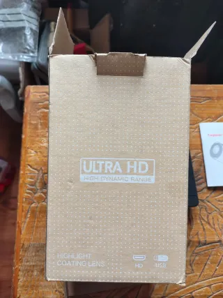 Proyector pequeño gris