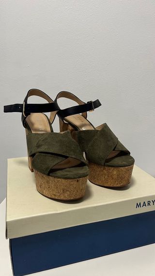 Tacones plataforma verdes y negros