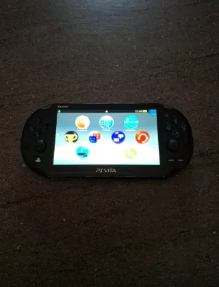 PlayStation vita slim