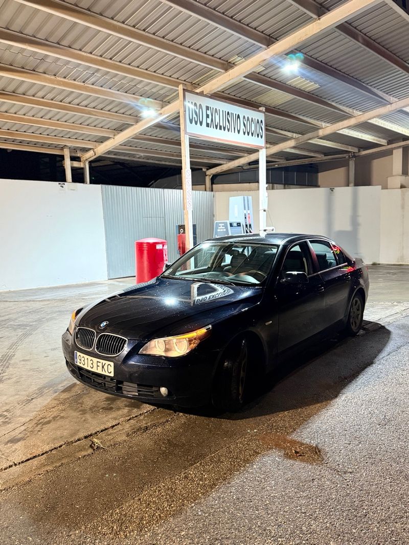 BMW Serie 5 2007 - foto 1
