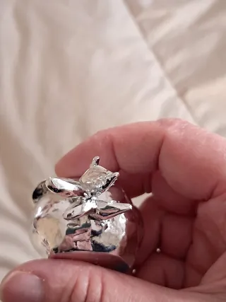 Melograno in gesso decorativo