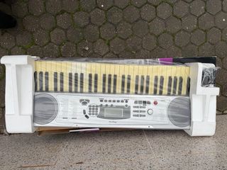 Teclado/Piano Ringway TB688