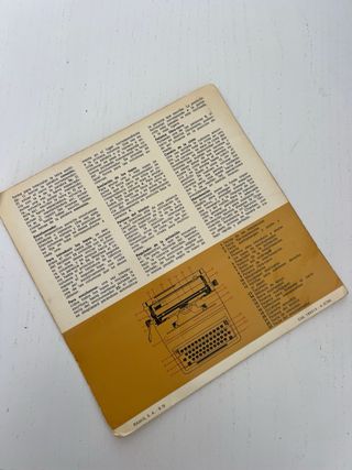 Máquina de escribir Olivetti Studio 45