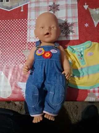 Muñeco Baby Born con Ropa