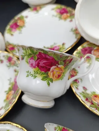 Juego de té Royal Albert Old Country Roses