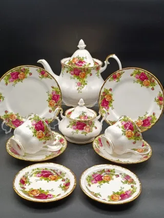 Juego de té Royal Albert Old Country Roses