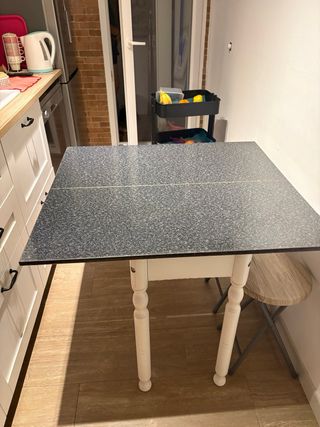 Mesa de cocina plegable