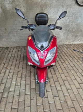 Keeway Cityblade 125cc Scooter Roja