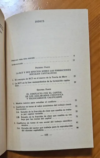 Los profesionales en la sociedad capitalista (E...