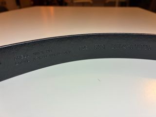 Cinturón Guess Negro Hebilla Dorada G