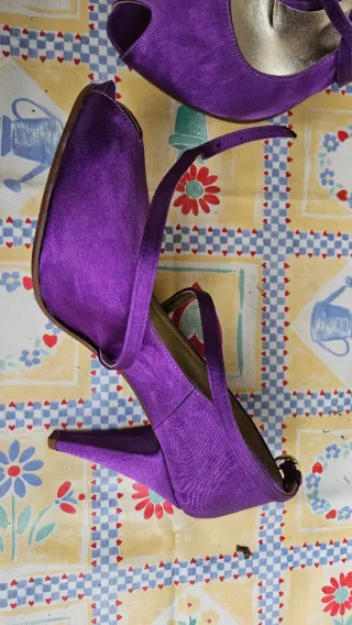 Sandali viola Square con cinturino