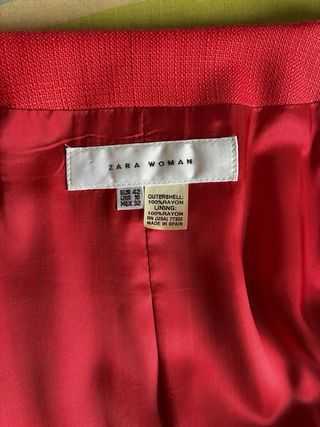 Chaqueta Zara Coral
