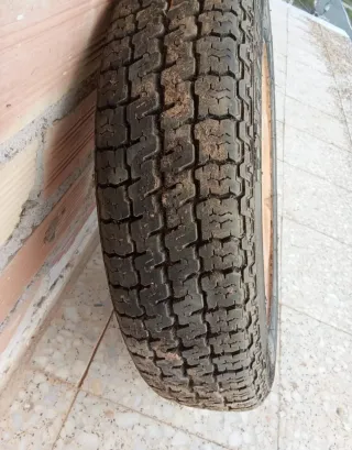 4 Llantas + 1 Rueda de Repuesto