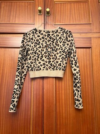 Chaqueta leopardo Bershka