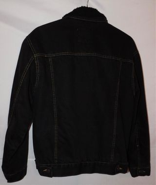 Cazadora vaquera Pull&Bear negra borrego