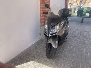 Kymco Superdink 125i ABS Scooter