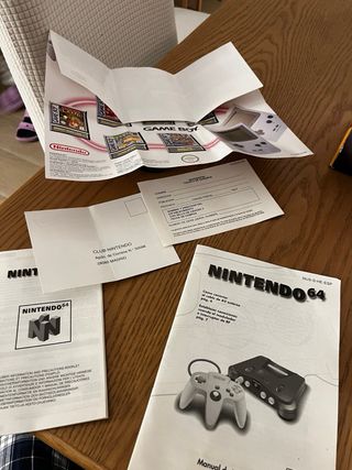 Consola Nintendo 64 con accesorios