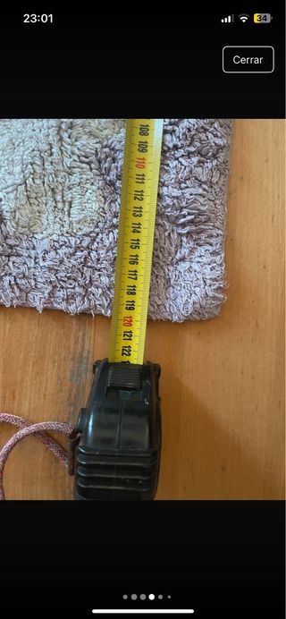 Alfombra infantil malva y blanco