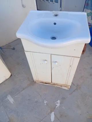 Mueble de baño con lavabo