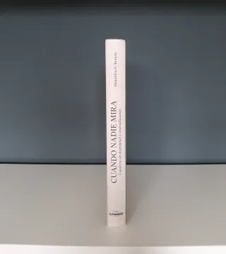 Cuando nadie me mira y dos de Isasaweis