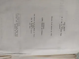 Libro muy antiguo del Quijote.