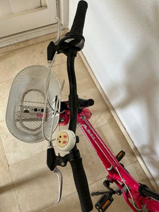 Bicicleta niña rosa con cambios