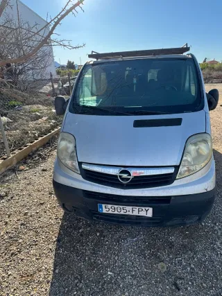 Furgoneta 9 plazas, OPEL VIVARO Año 2007