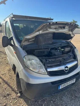 Furgoneta 9 plazas, OPEL VIVARO Año 2007