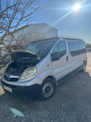 Furgoneta 9 plazas, OPEL VIVARO Año 2007