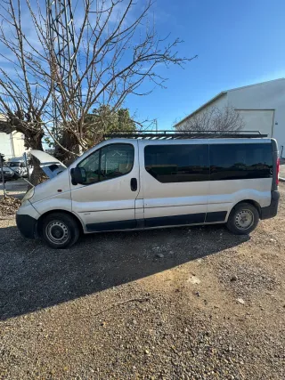 Furgoneta 9 plazas, OPEL VIVARO Año 2007
