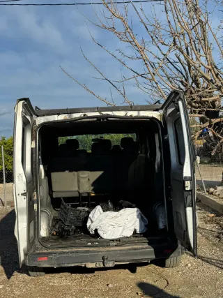 Furgoneta 9 plazas, OPEL VIVARO Año 2007