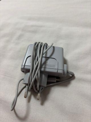 Nintendo 2DS Rosa y juegos en descripción