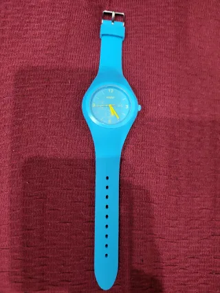 Reloj Azul y Amarillo Mujer