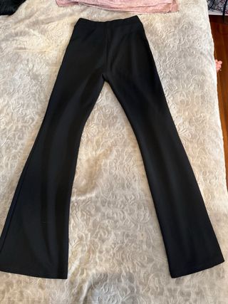 Pantalón negro Stradivarius Talla XXS