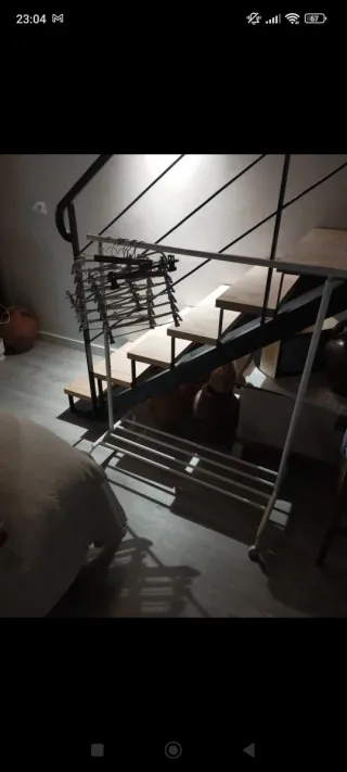 Burra Ikea Metal y Madera