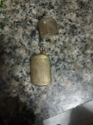 Mechero antiguo bronce chispa