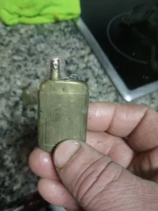 Mechero antiguo bronce chispa