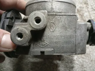 Mariposa de admisión Renault Clio sport.