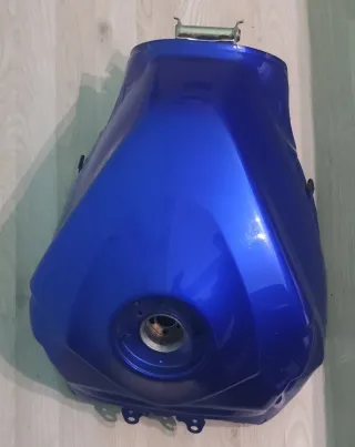 Depósito Suzuki GSXR K7 Azul en perfecto estado