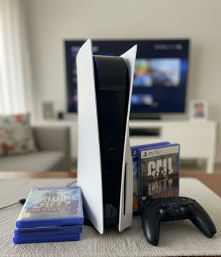 Playstation 5 + 3 Juegos